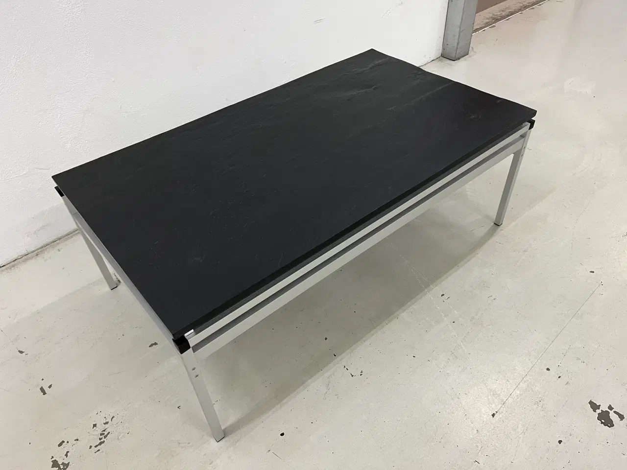 Billede 4 - Sofabord fra 70’erne med sort granit stel aluminiu