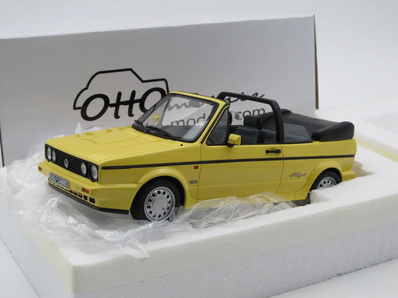 Billede 2 - 1991 VW Golf I Cabriolet Young Line 1:18 