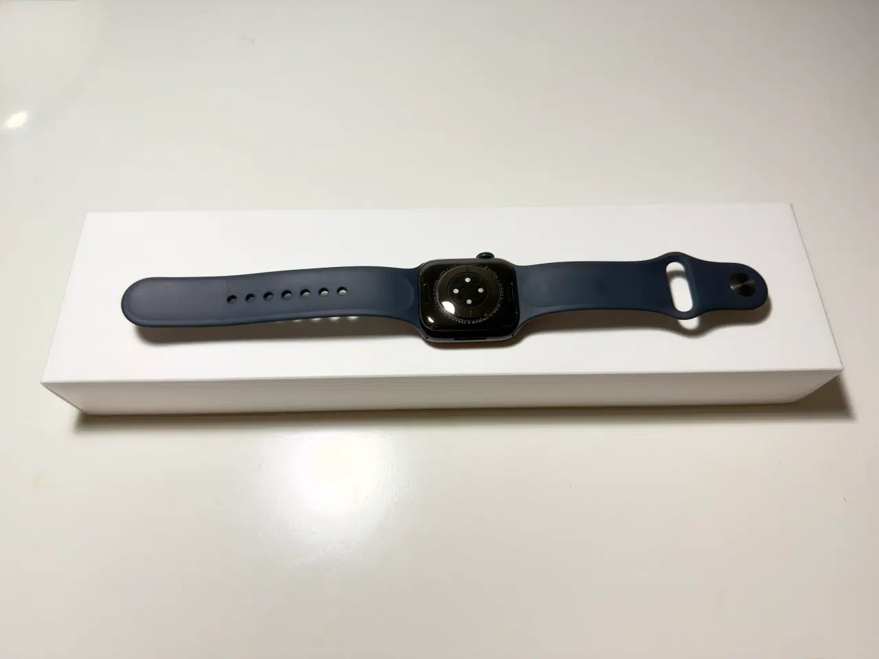 Billede 2 - Apple Watch Series 8 (GPS + Cellular) 41mm