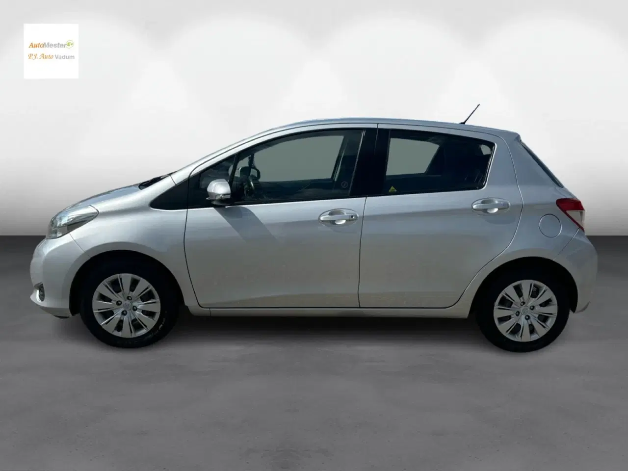 Billede 3 - Toyota Yaris 1,0 VVT-i T2