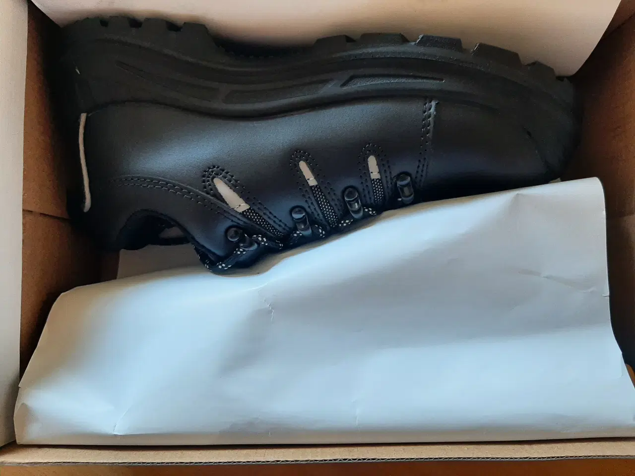 Billede 2 - Sikkerhedssko Sanita