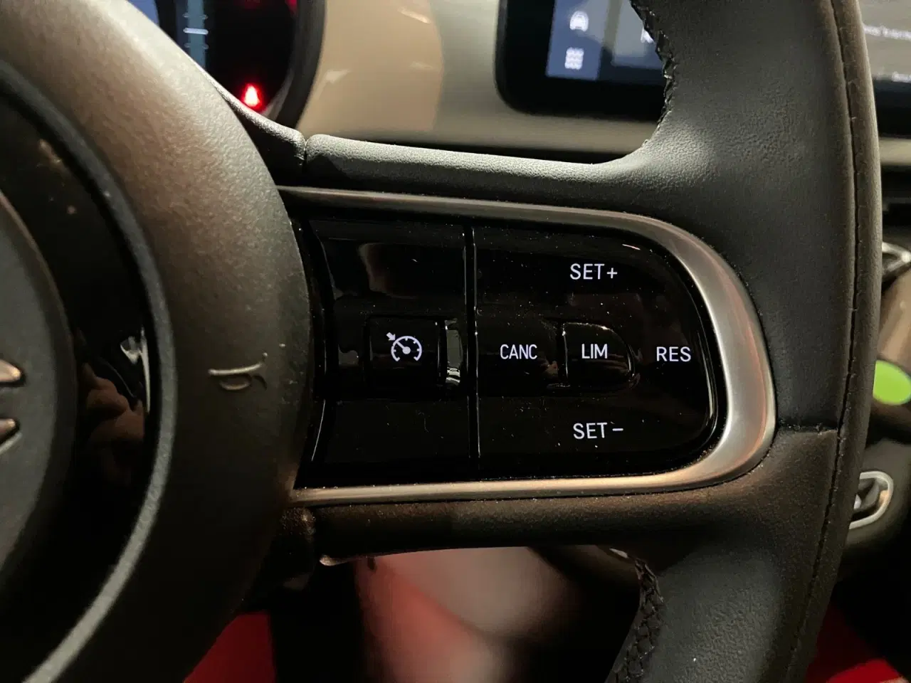 Billede 11 - Fiat 500e 42 Icon Pack