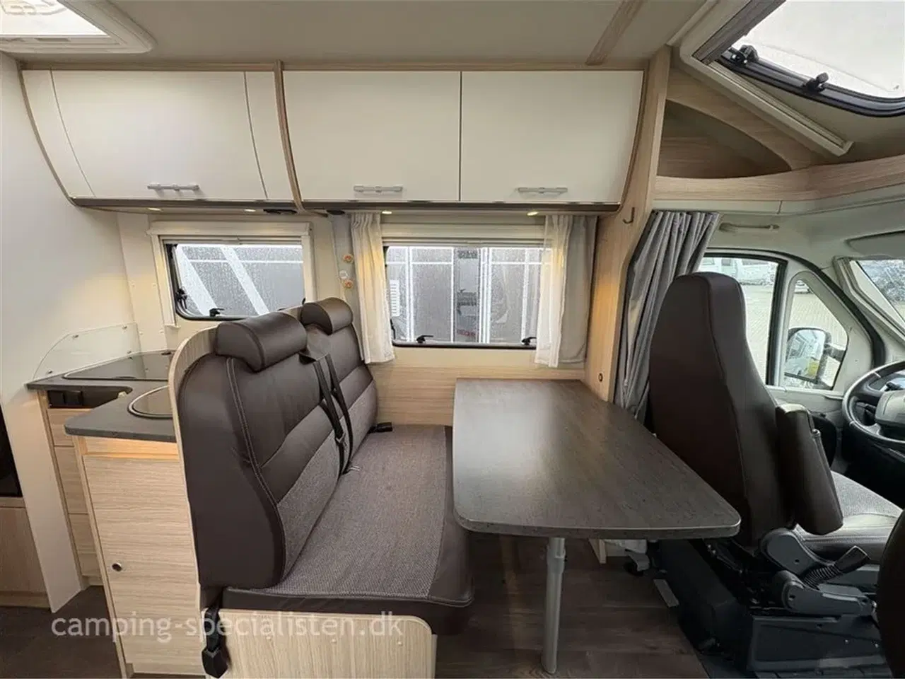 Billede 8 - 2018 - SunLight T 67 Aut.   SunLight T67 Aut. 2018 - Se den nu hos Camping-Specialisten.dk