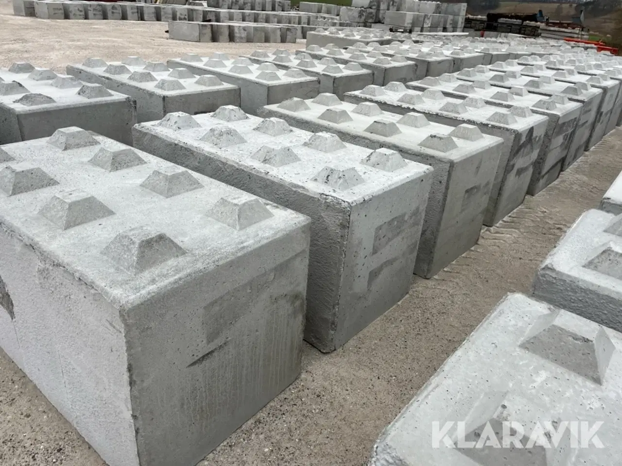 Billede 3 - Betonblokke / siloklodser 25 styk - 160x80x80cm