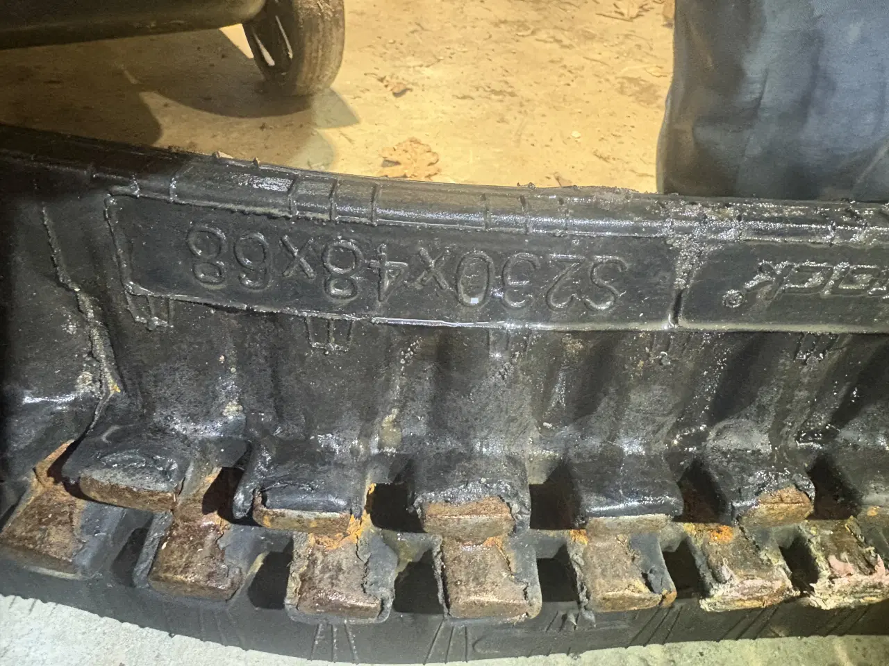 Billede 3 - Gummibælter til minigraver