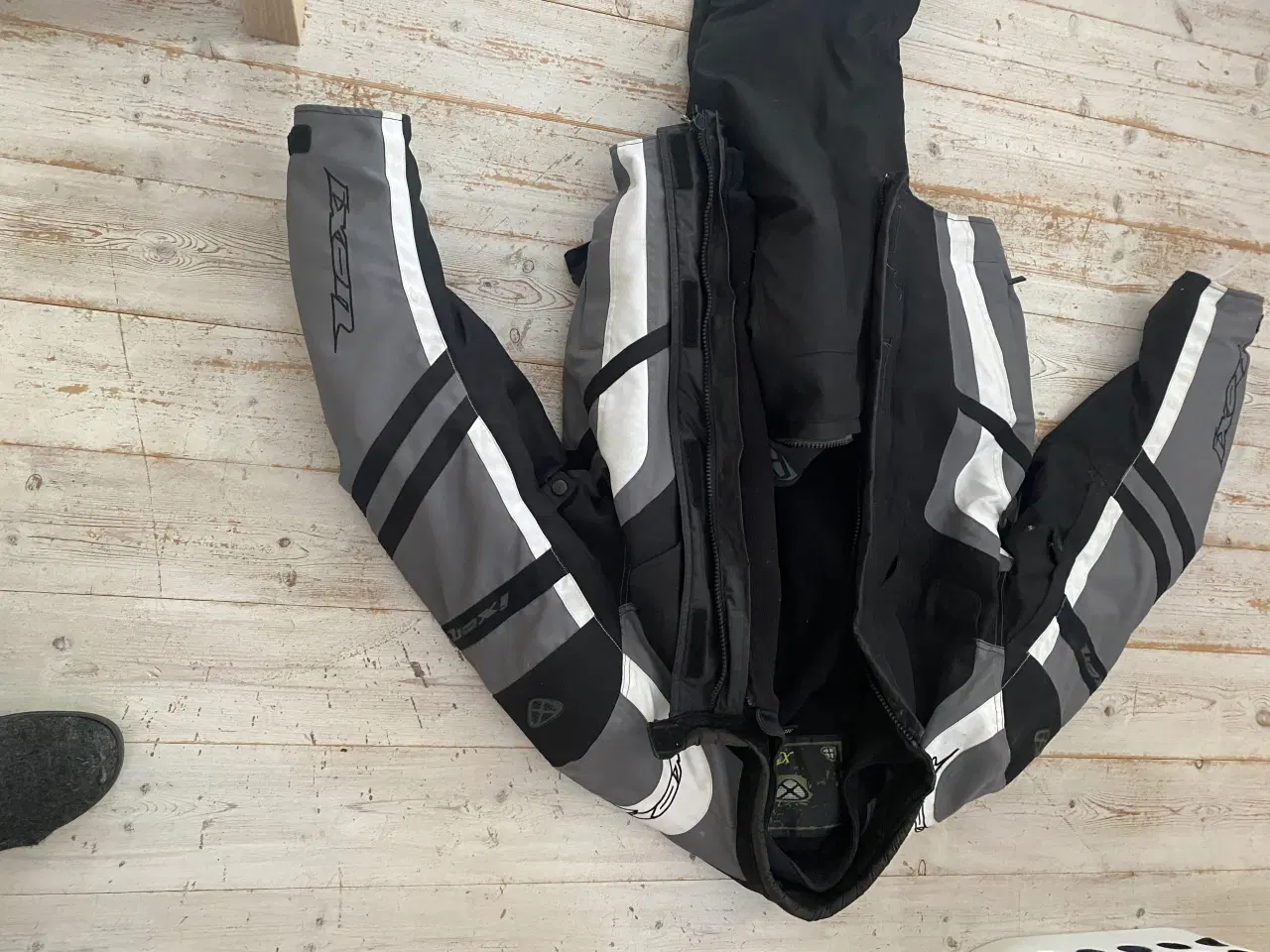 Billede 2 - MC jakke str. xxl og bukser str. xl