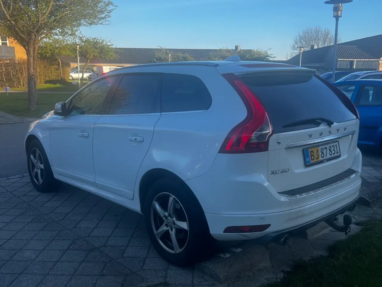 Billede 3 - Volvo XC60 2,4 D5 215 R-Design aut. AWD Van