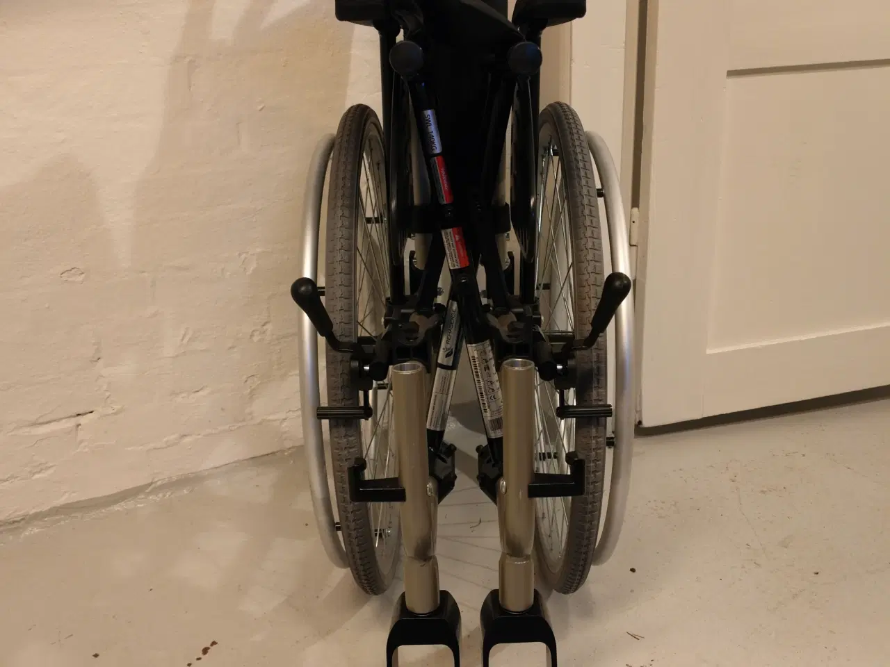 Billede 3 - Sammenklappelig kørestol 