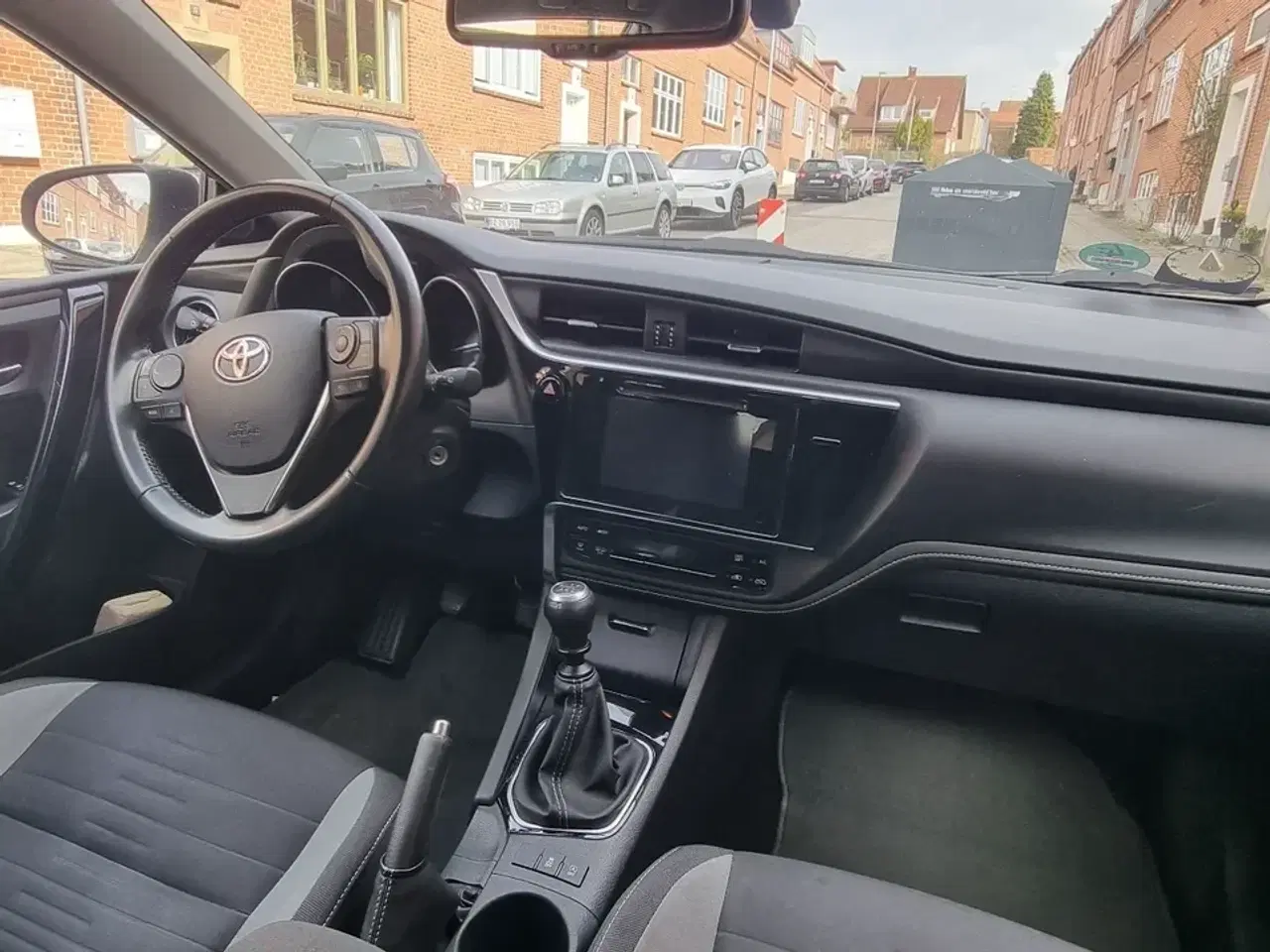 Billede 7 - Toyota Auris 2,0 D-4D T2+ Comfort Touring Sports