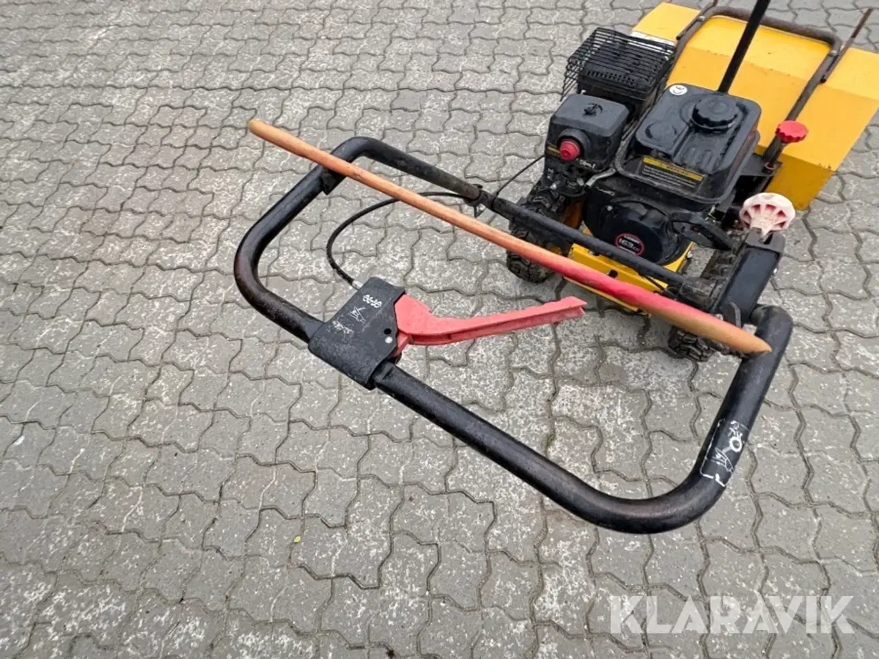 Billede 9 - Fejemaskine