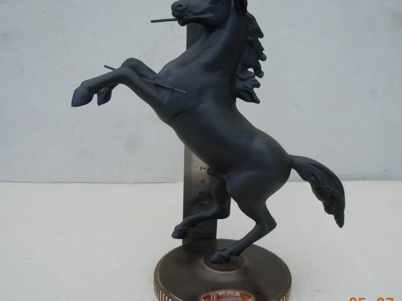 Billede 1 - Colt, stejlende hest .