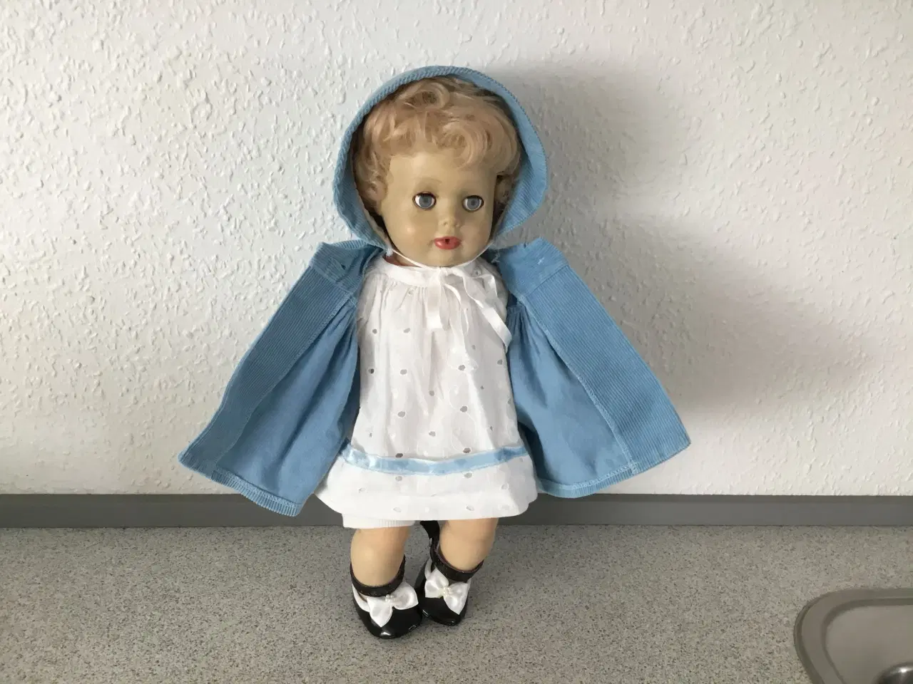 Billede 2 - Dukke Lisbeth fra Magasin