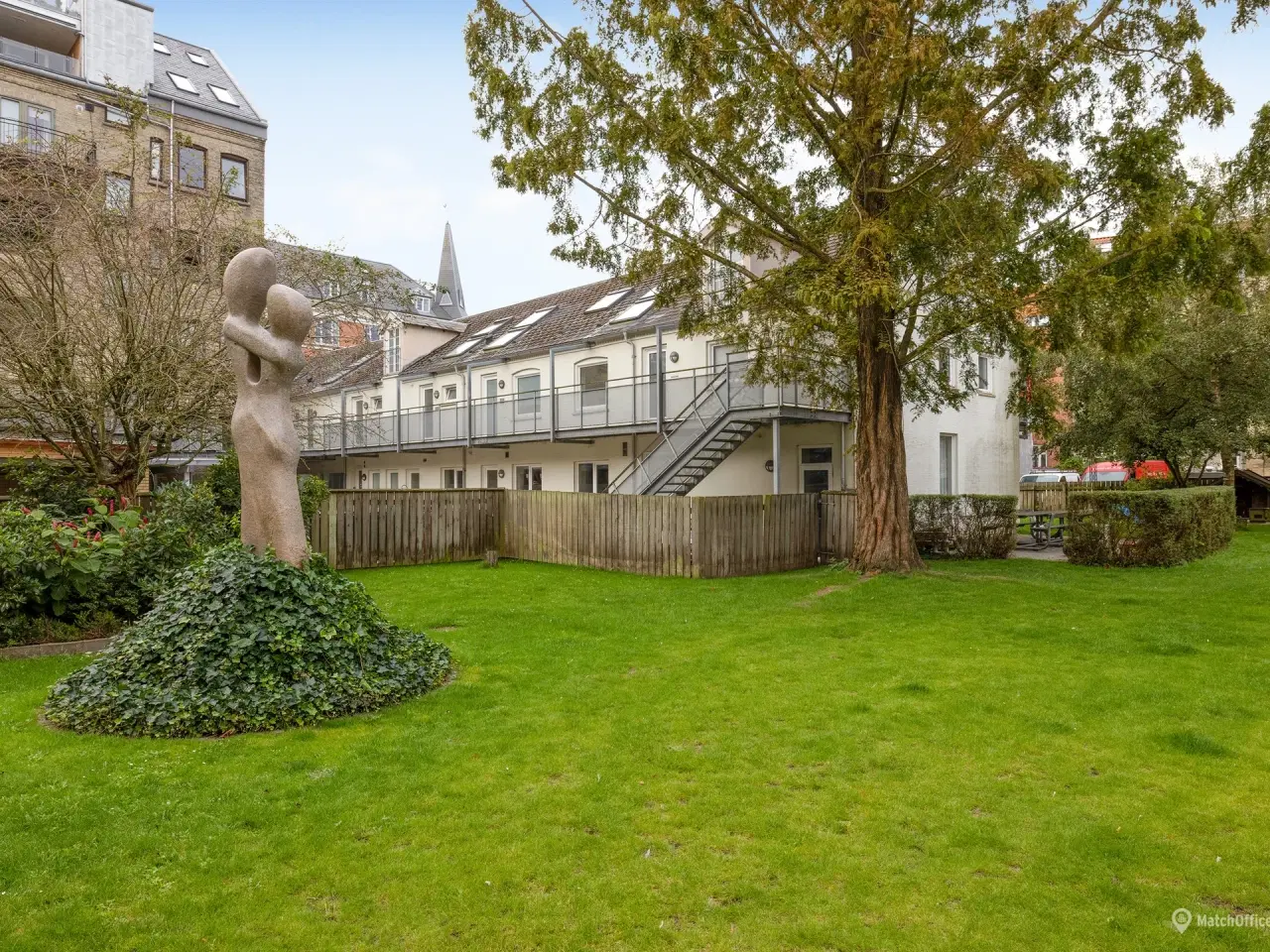 Billede 17 - Centralt beliggende erhvervs lokaler. til mange formål. Tilpasses efter ønske