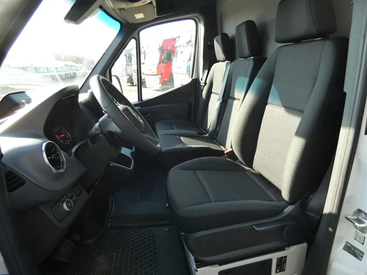 Billede 10 - Mercedes-Benz Sprinter 317 2,0 CDI A2 H2 RWD 9G-Tronic 170HK Van Aut.