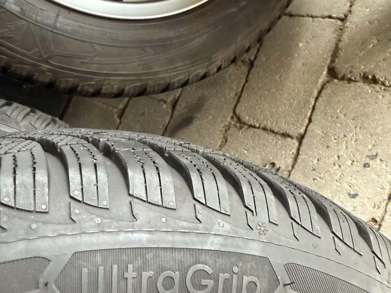 Billede 5 - Vinterhjul på alu fælge