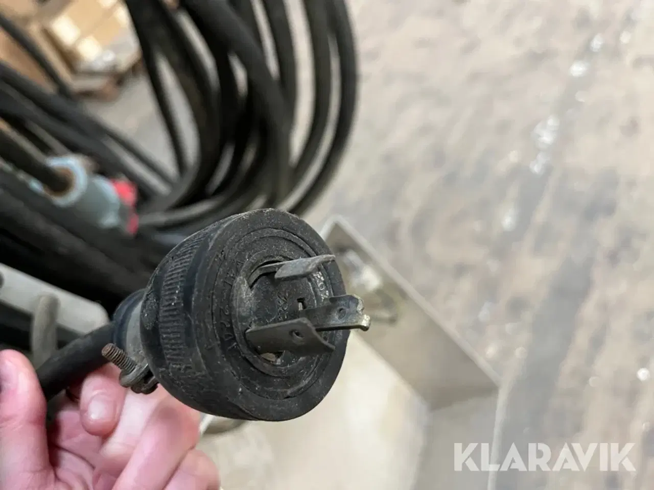 Billede 10 - Diverse kabler og kabelstativ