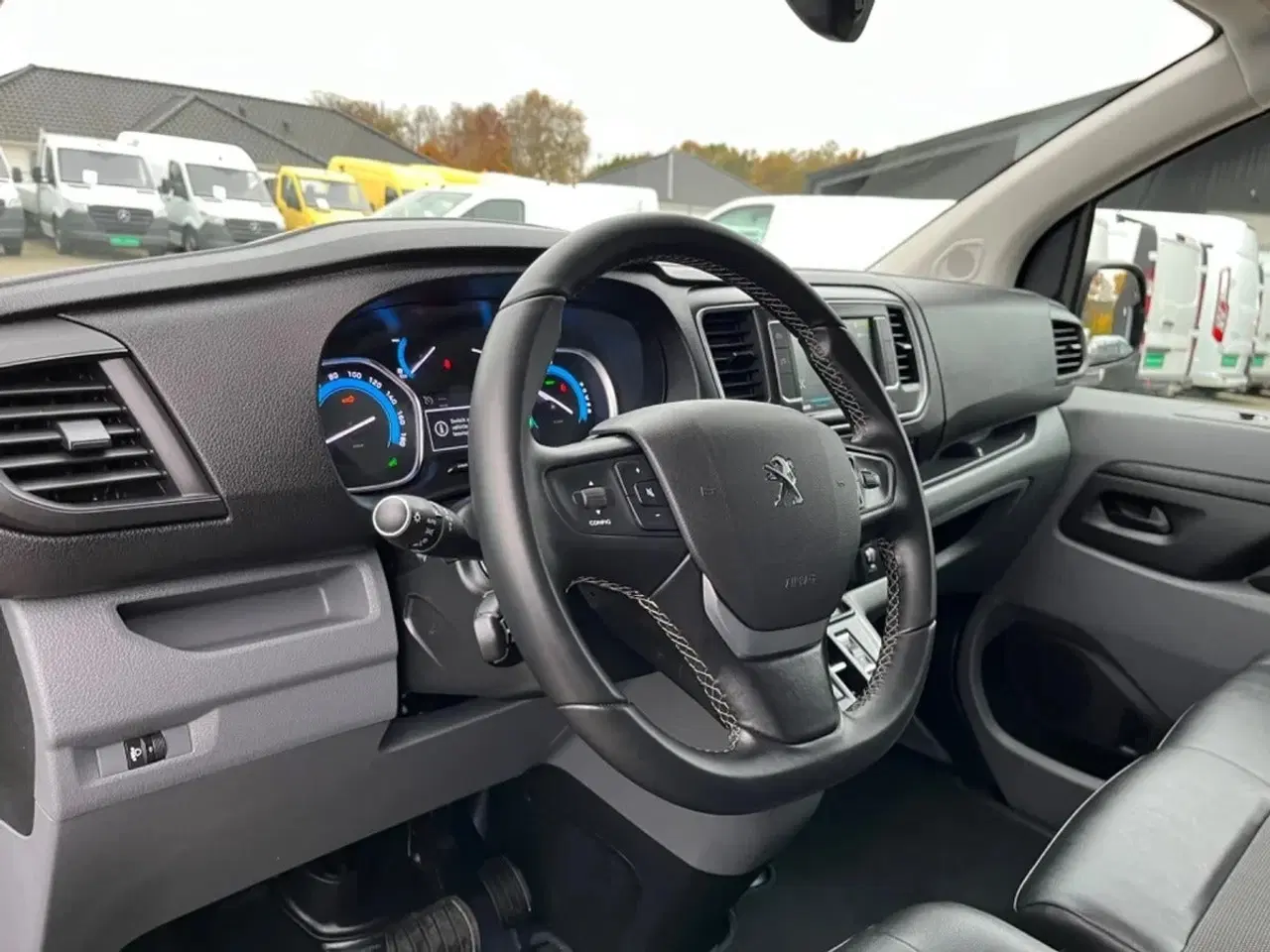 Billede 11 - Peugeot e-Expert 75 L2 Premium Van