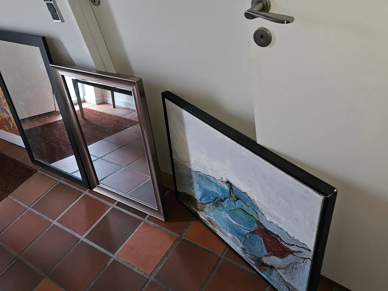 Billede 12 - Blandet landhandel: spejReoler, hvidt service, DVD