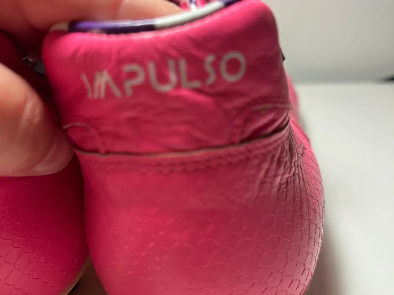 Billede 7 - Pink Fodboldstøvler fra Pantofolad 'Oro (42,5)