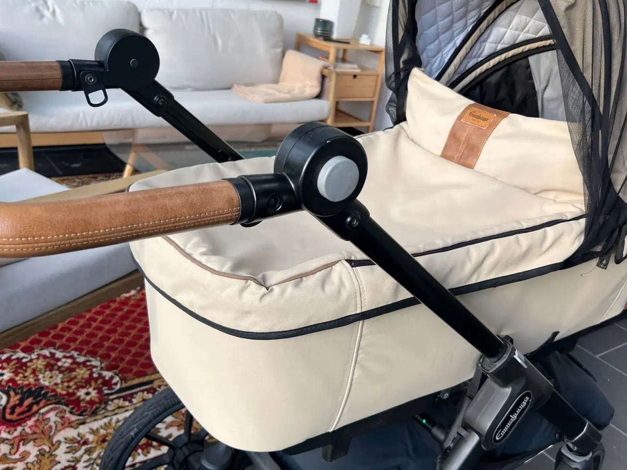 Billede 3 - Beige Emmaljunga barnevogn m. Pusletaske 