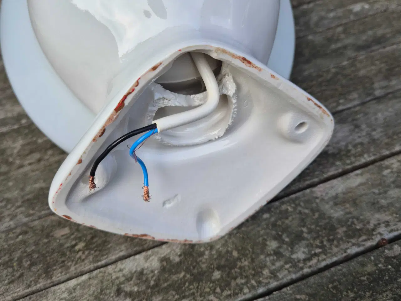 Billede 11 - Hvid badeværelseslampe fra Ifö 