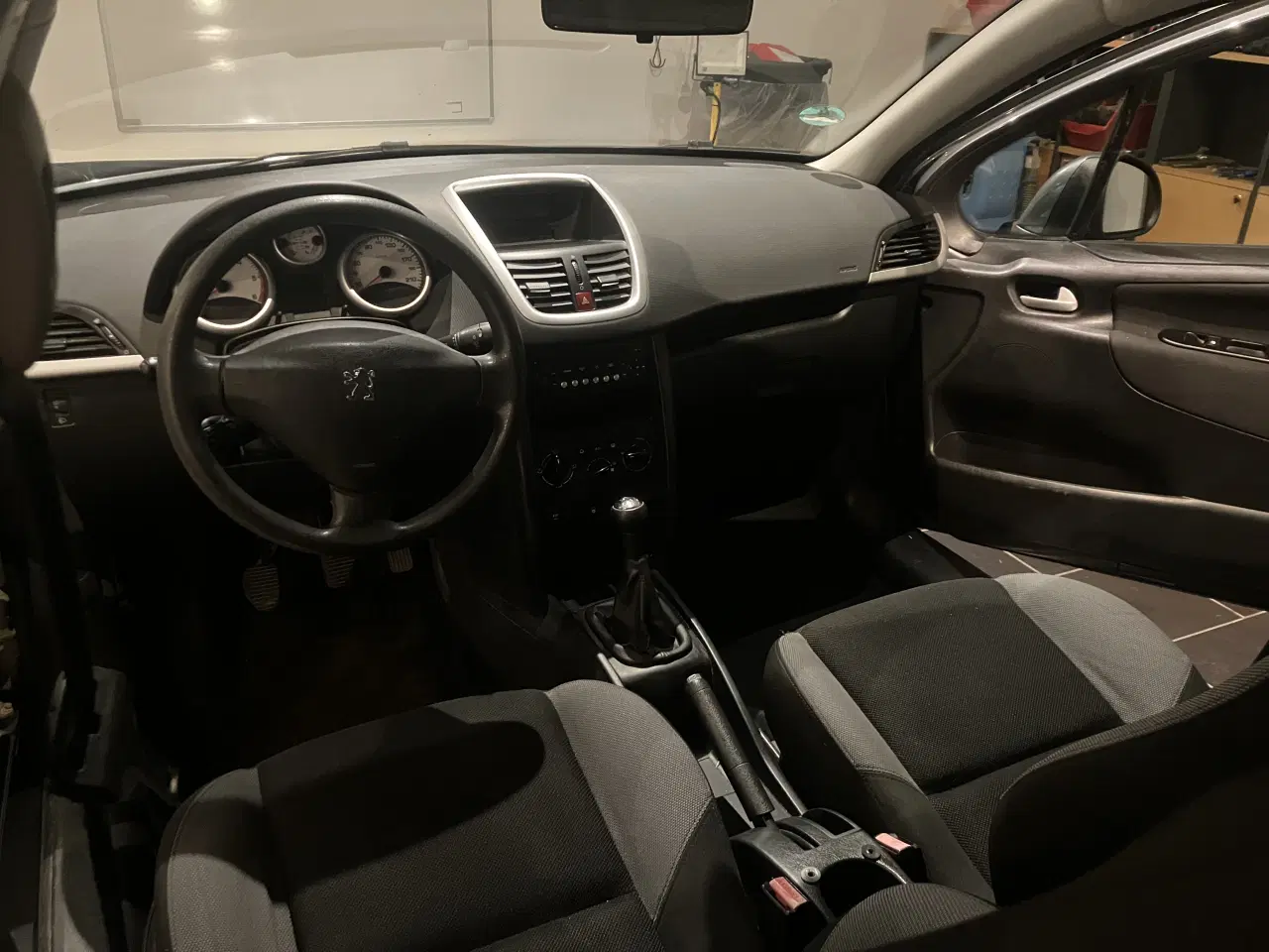 Billede 4 - Super bil kører landet på literen 