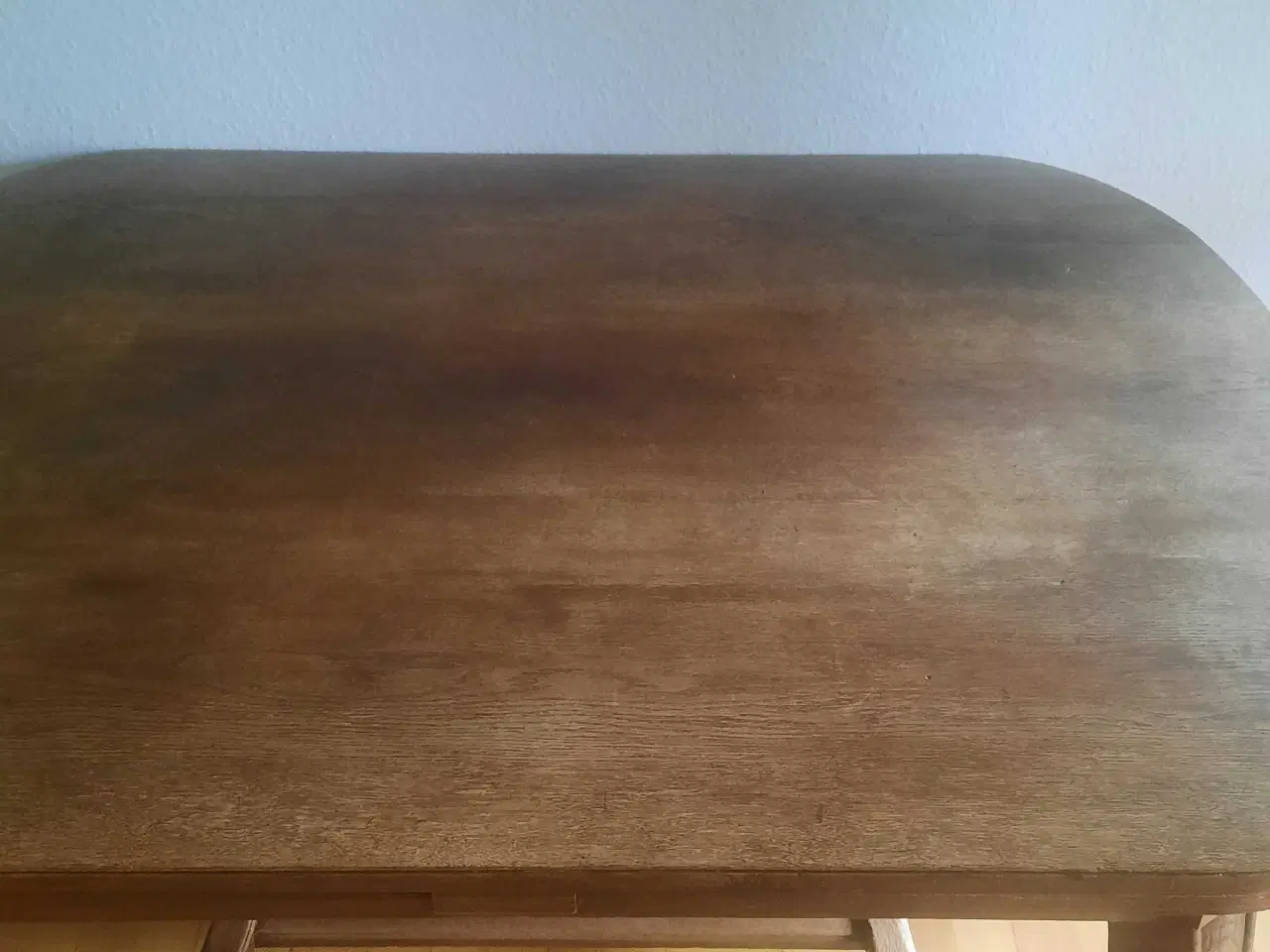 Billede 2 - Gammelt spisebord