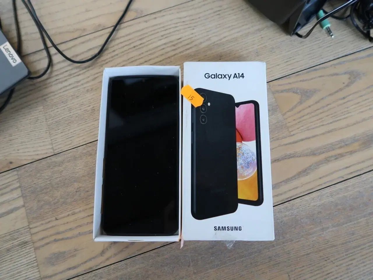 Billede 1 - Smartphone SAMSUNG GALAXY A14 samt 2 stk. højtalere