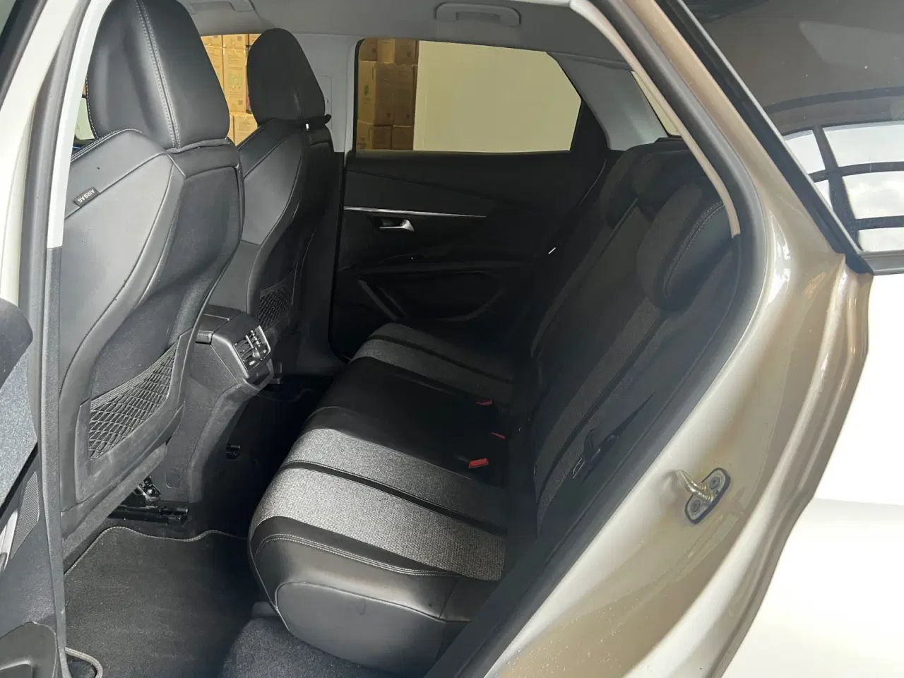 Billede 9 - Peugeot 3008 1,2 e-THP 130 Allure EAT6