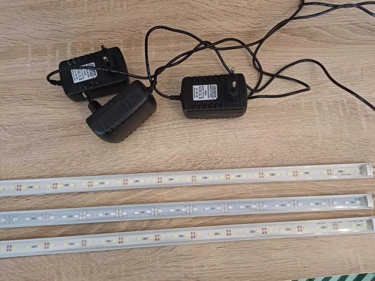 Billede 2 - Led lys skinne og pære