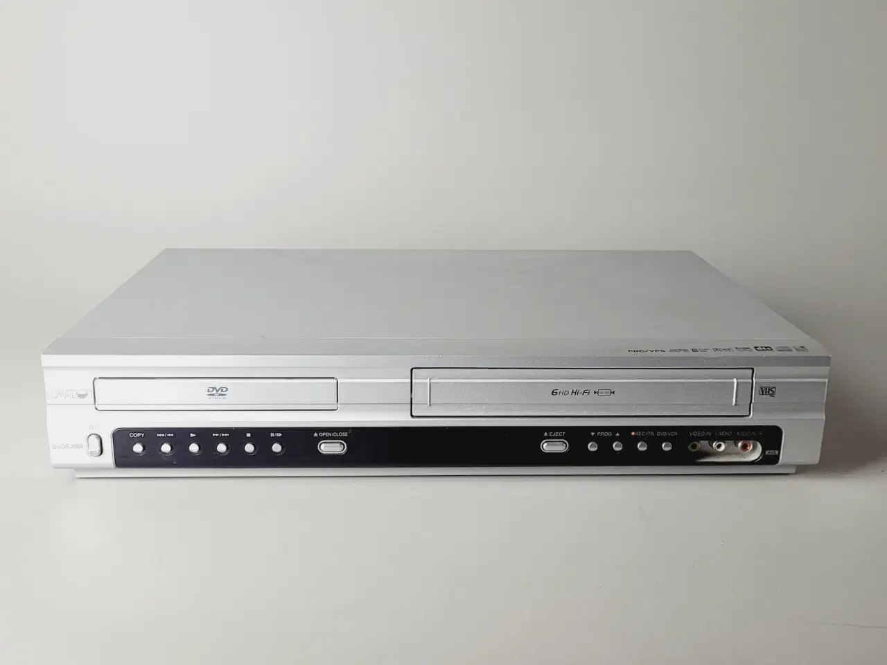 Billede 4 - ⭐️· Lumatro DVCR-2004 - Alt-i-én DVD og VHS Afspil