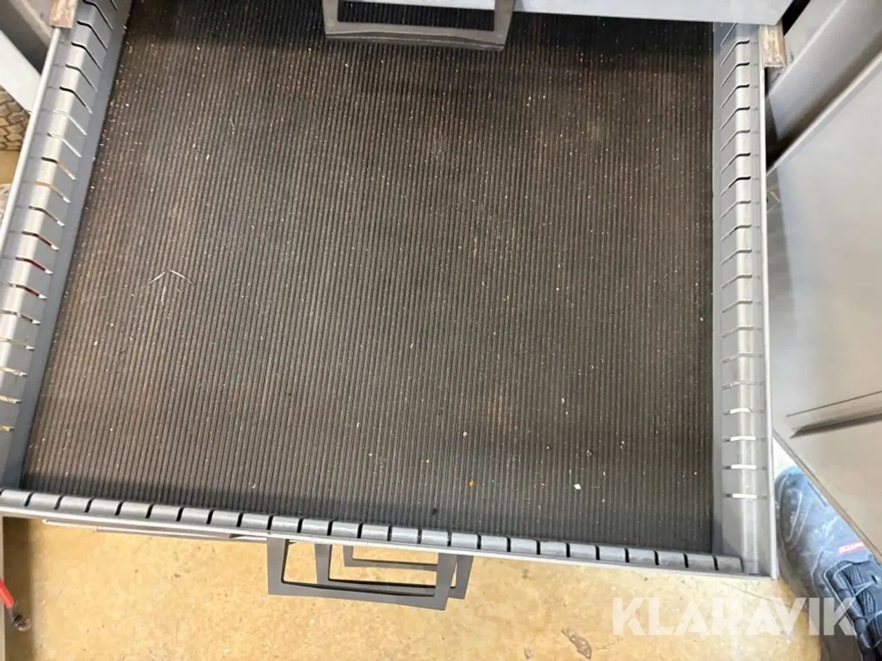 Billede 9 - Metalskab