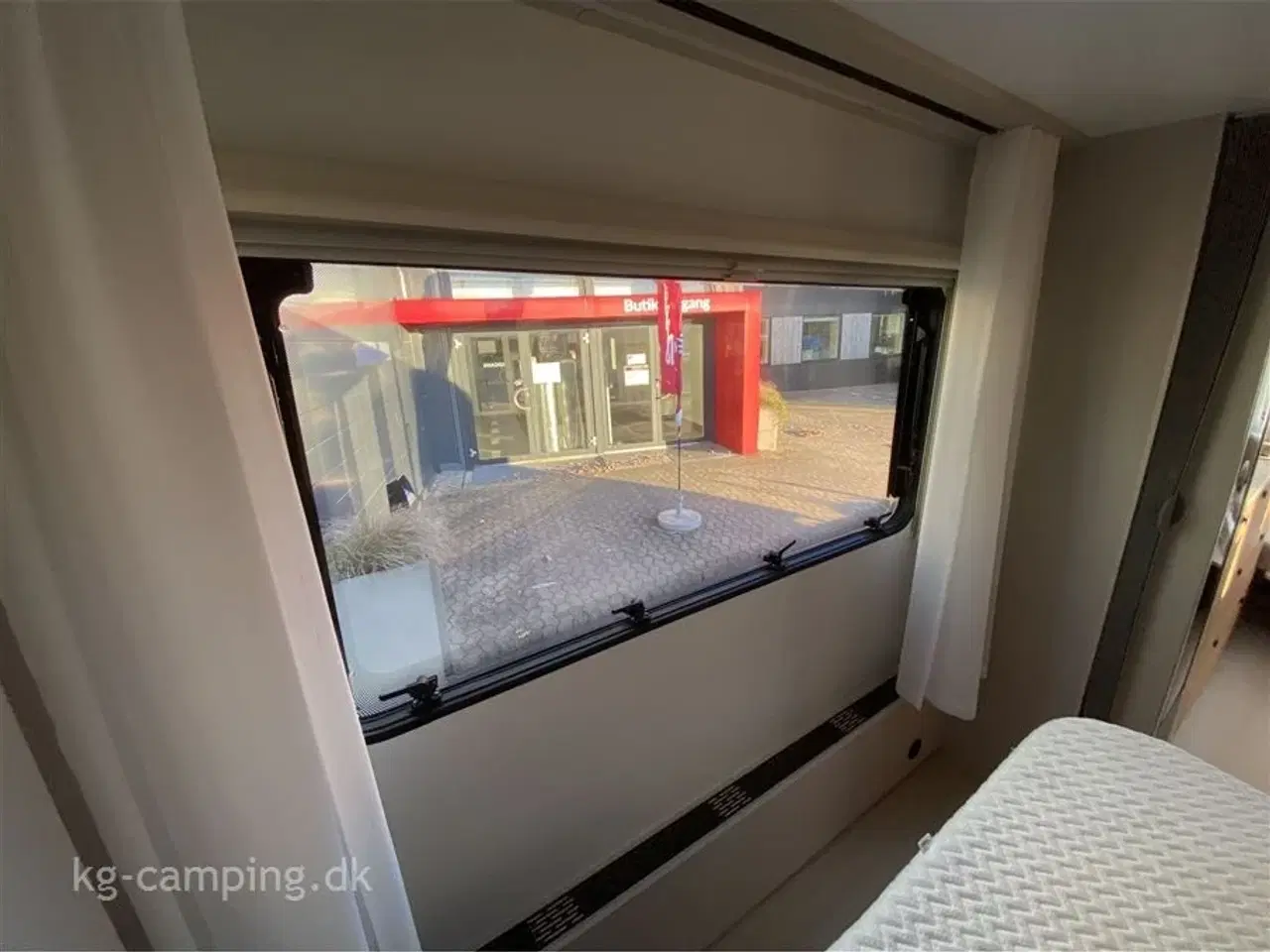 Billede 9 - 2026 - Adria Adora 613 UT   Eneste eksemplar i Danmark, stor udstyrspakke og stor rabat!