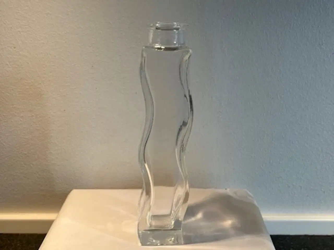 Billede 1 - Vintage - Ikonisk vase fra 1990'erne af Sigge Heim