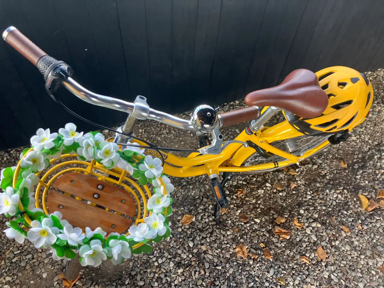 Billede 3 - Norden Cykel 20 tommer / med cykelhjelm 