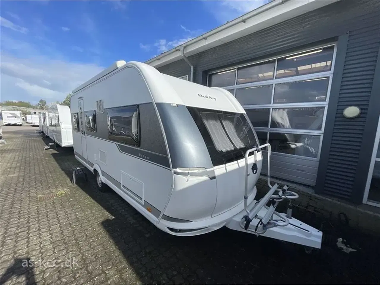 Billede 1 - 2014 - Hobby De Luxe 495 UL   Hobby De Luxe 495 UL årg. 2014 4 sovepladser, 5 siddepladser, Truma mover, Markise 3 m i dybde.