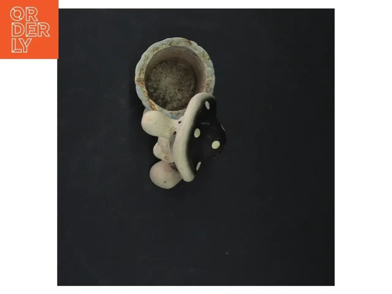 Billede 3 - Keramik figur med urtepotte (str. 14x12 cm)