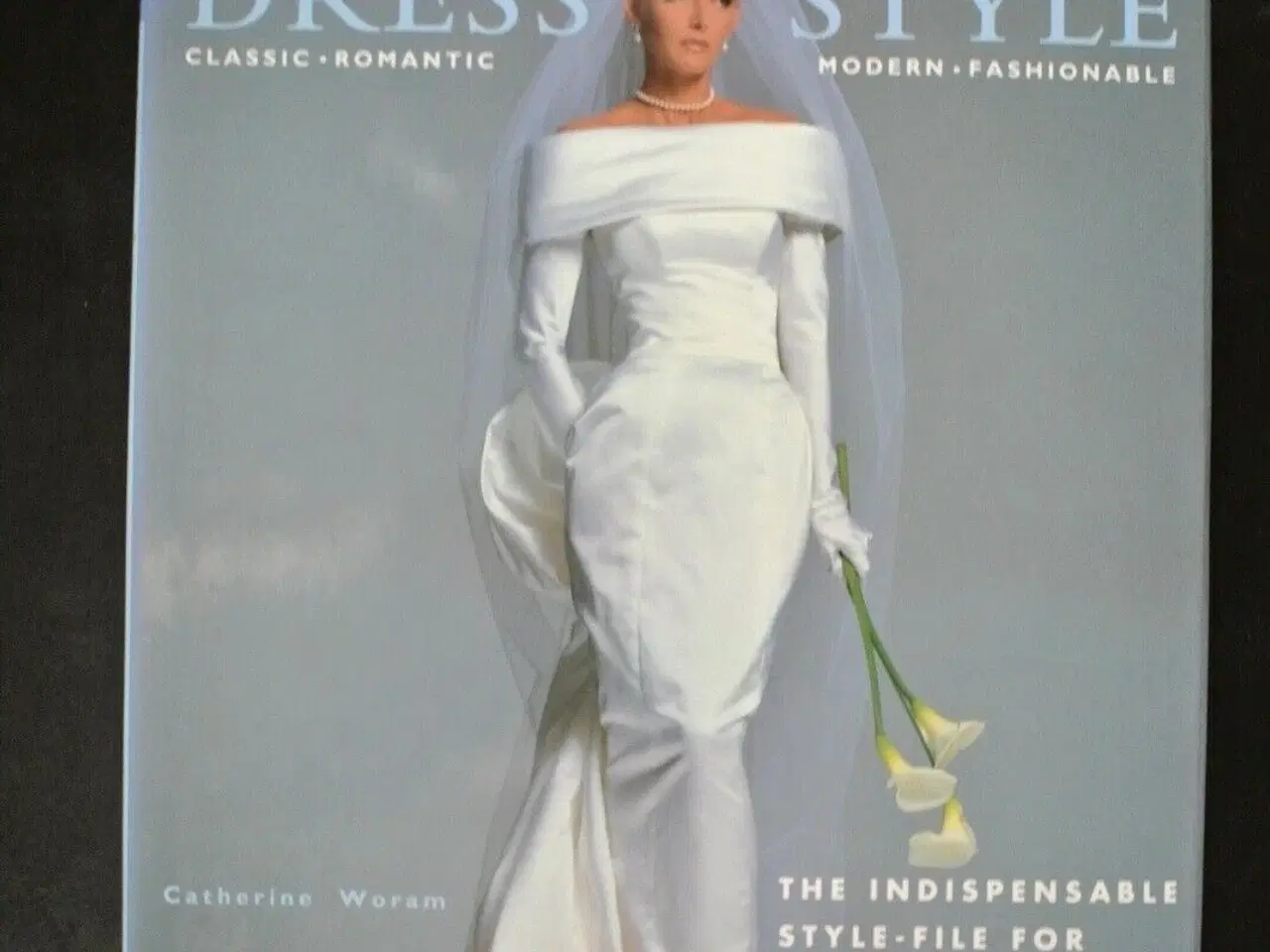 Billede 1 - wedding dress style - the indespensable style-file