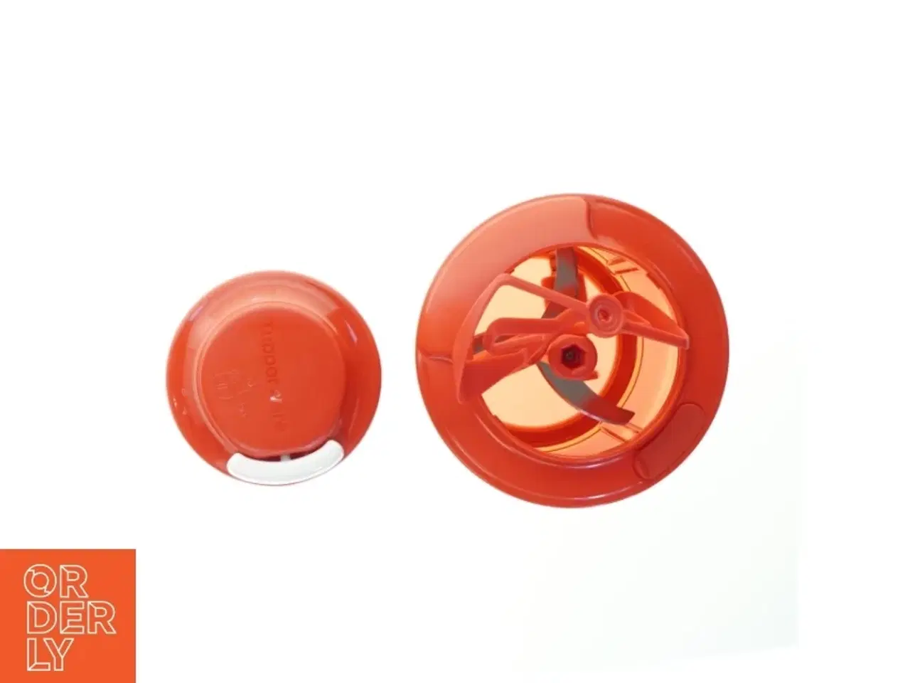 Billede 2 - Rød Tupperware mixere med låg fra Tupperware (str. 17 cm)