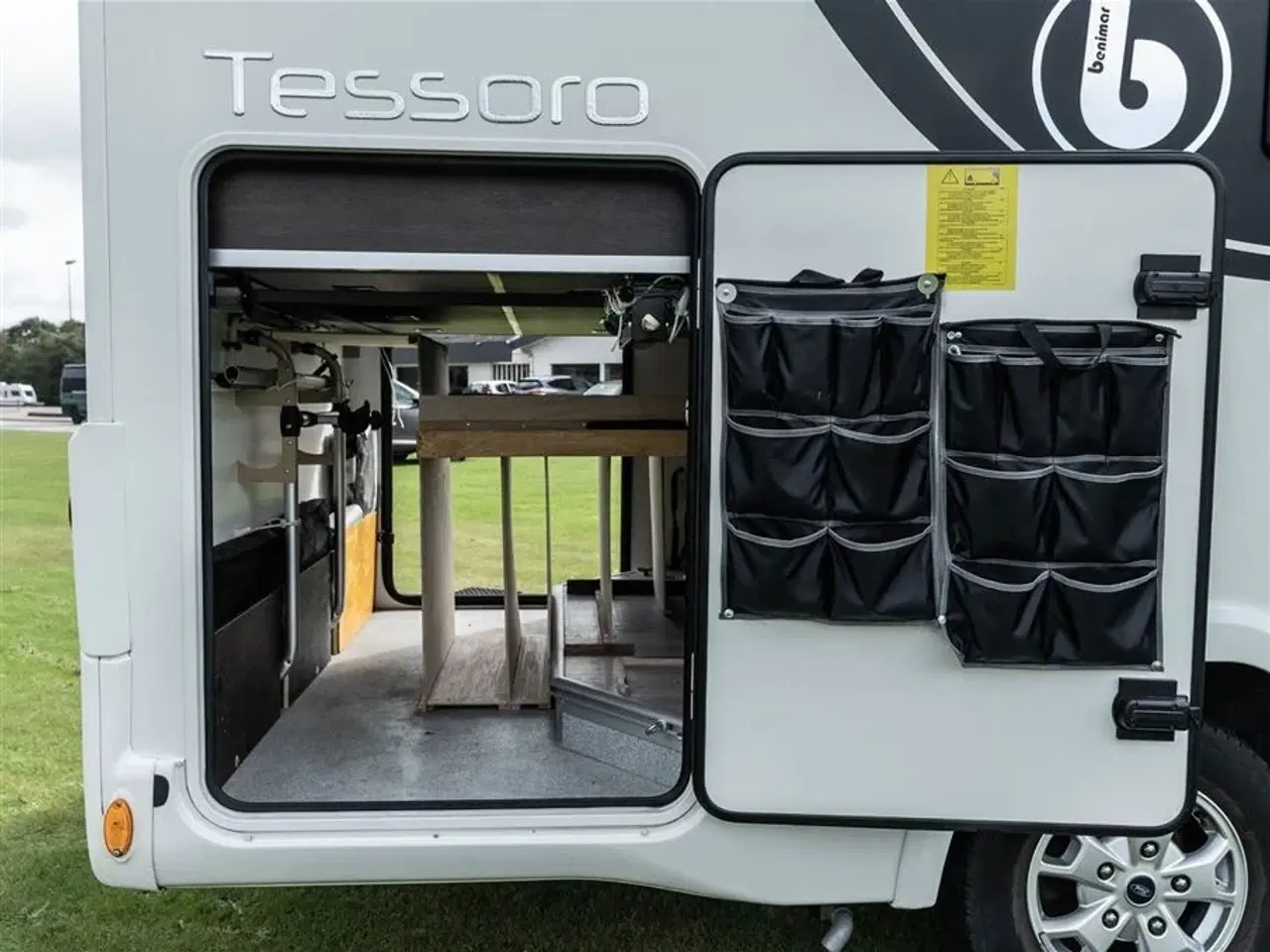 Billede 35 - 2020 - Benimar Tessoro 442   Kort vintervogn med masser af plads