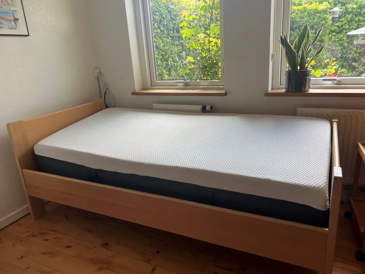 Billede 1 - Fin enkeltmands elevationsseng