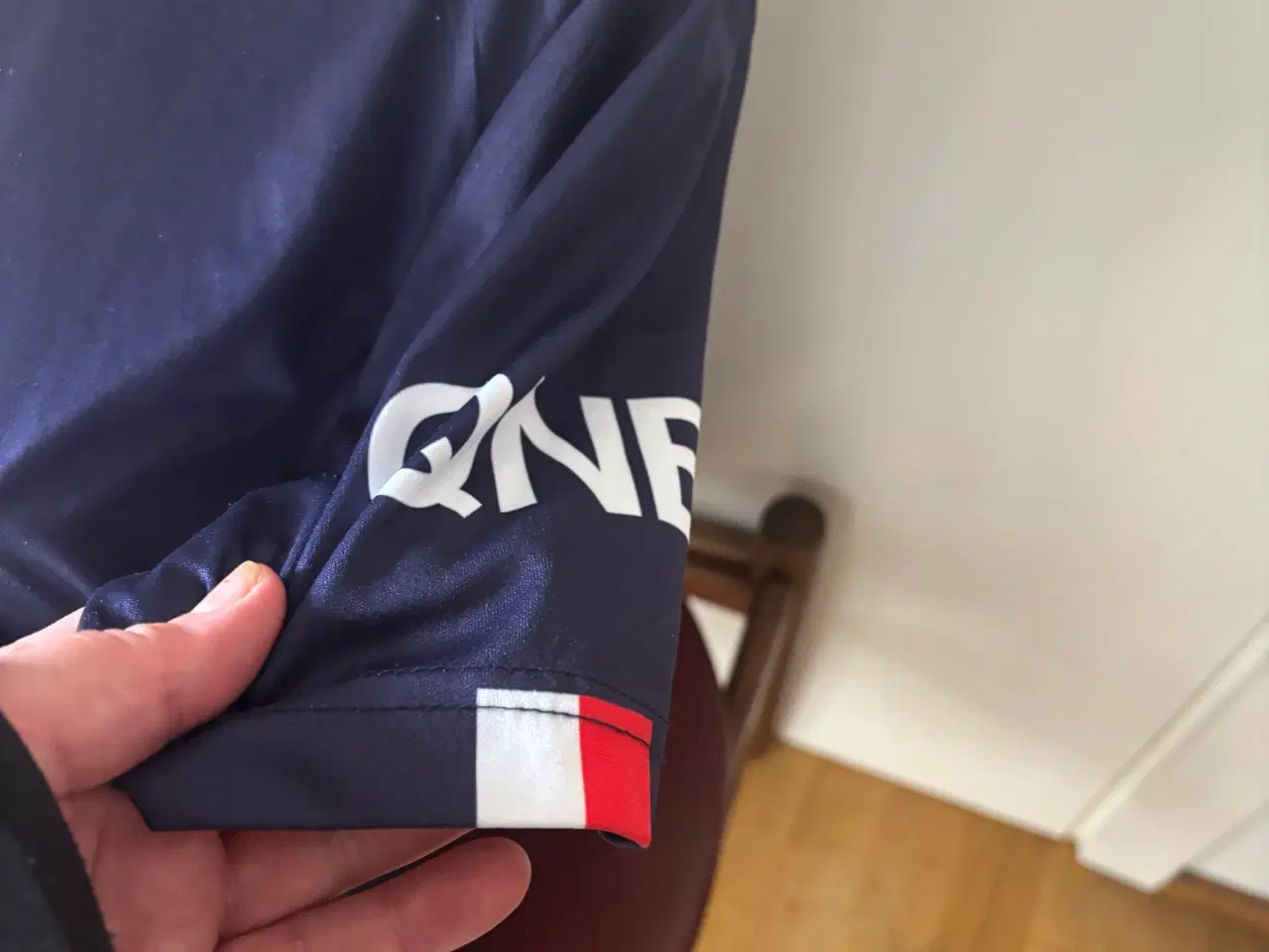 Billede 5 - PSG Messi Fodboldtrøje – Str. 176 – Navyblå