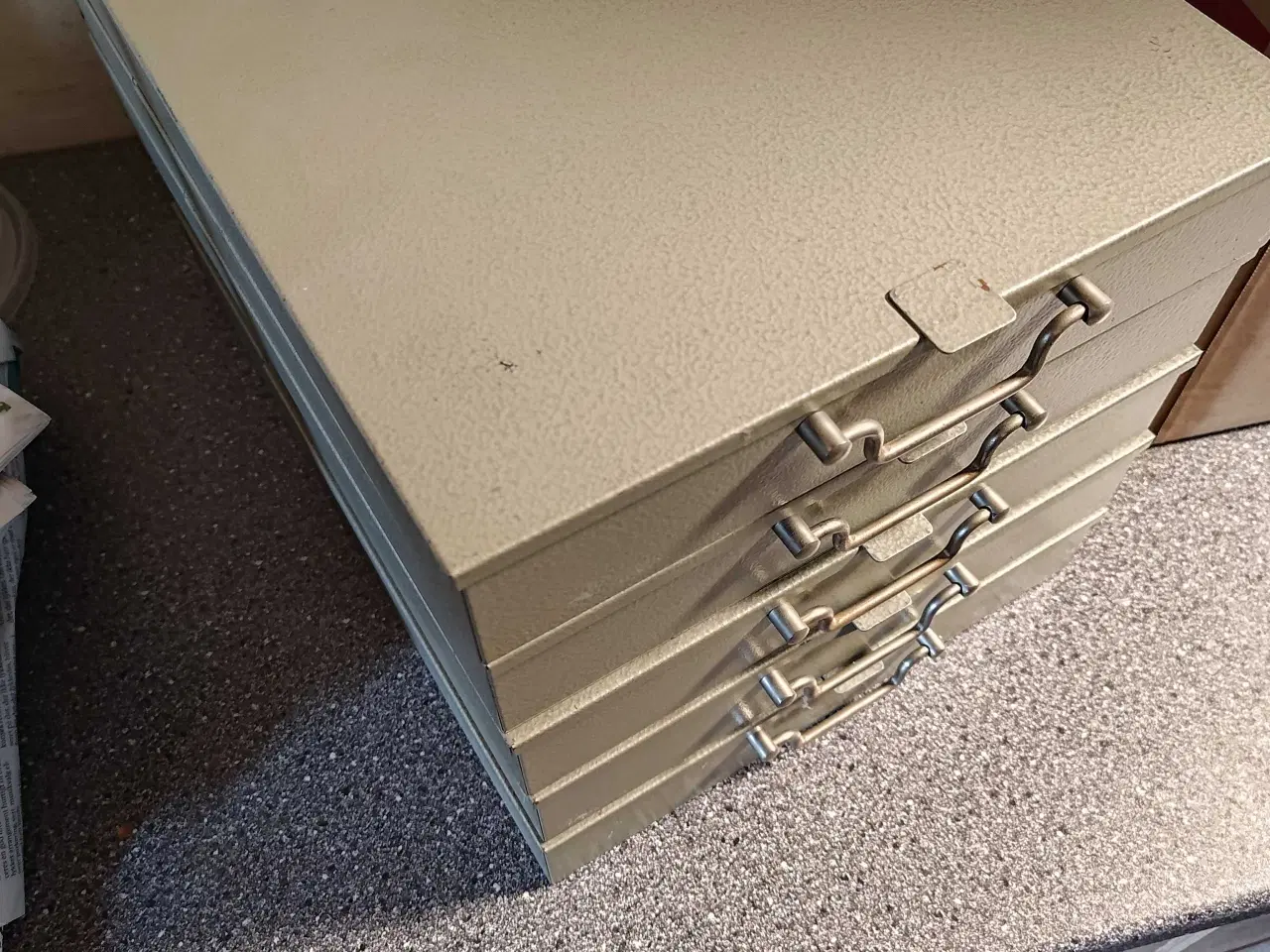 Billede 1 - Box indlag fra en gammel bank