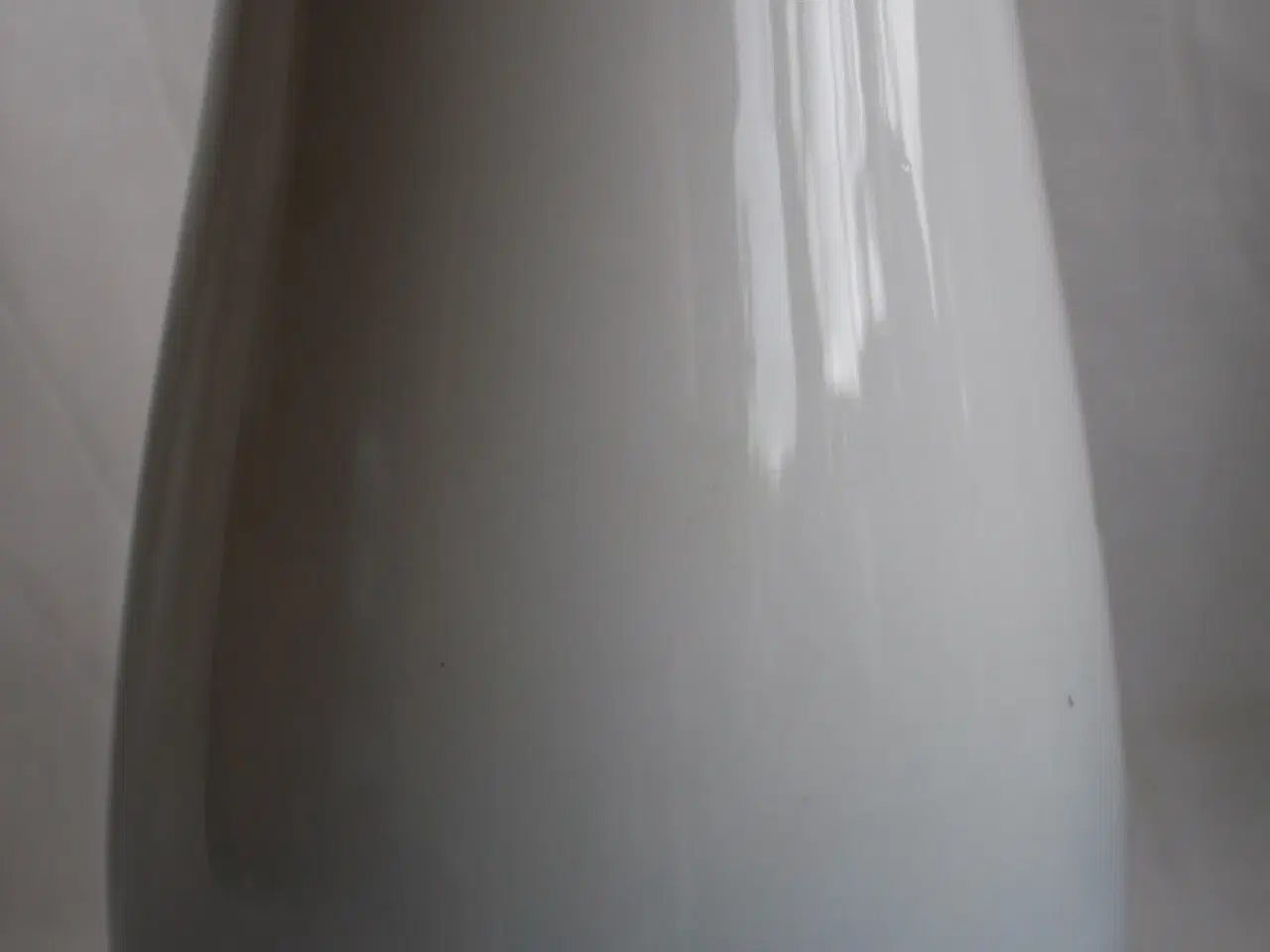 Billede 6 - Vase med blåregn fra Bing og Grøndahl