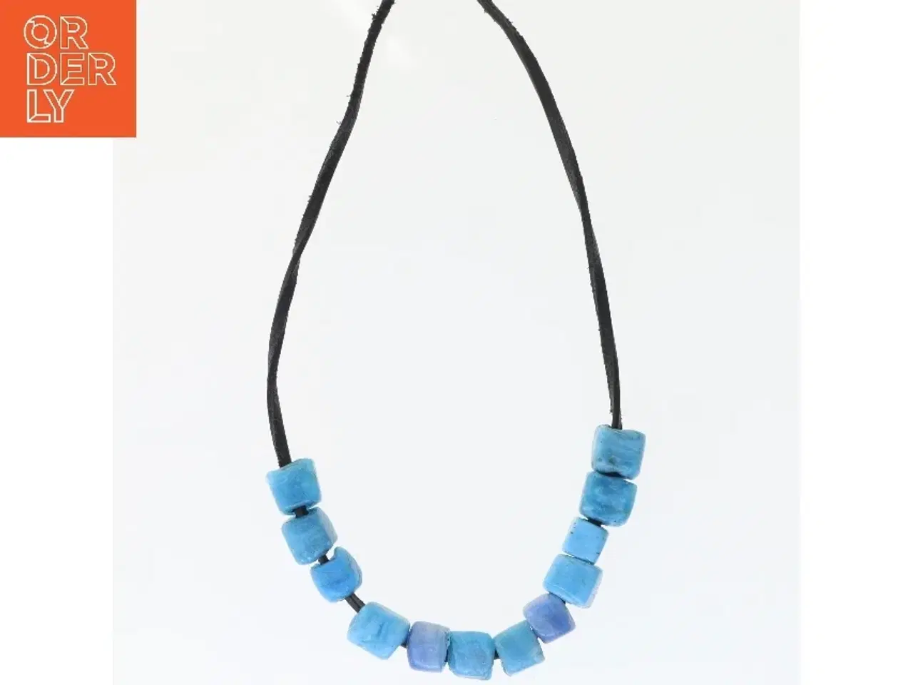 Billede 1 - Halskæde med blå perler (str. 50 cm)