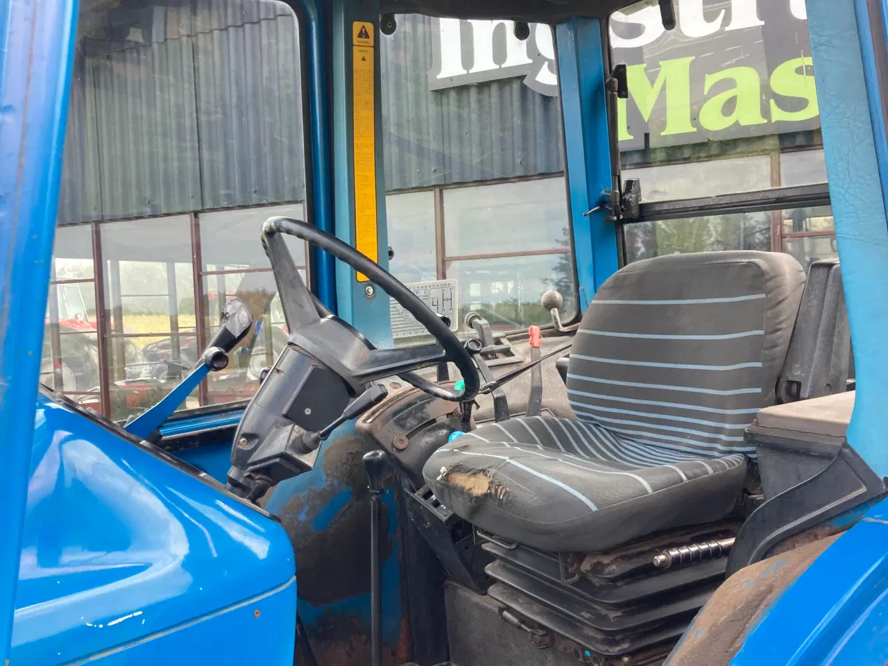 Billede 8 - Ford 5610 2wd med frontlæsser 