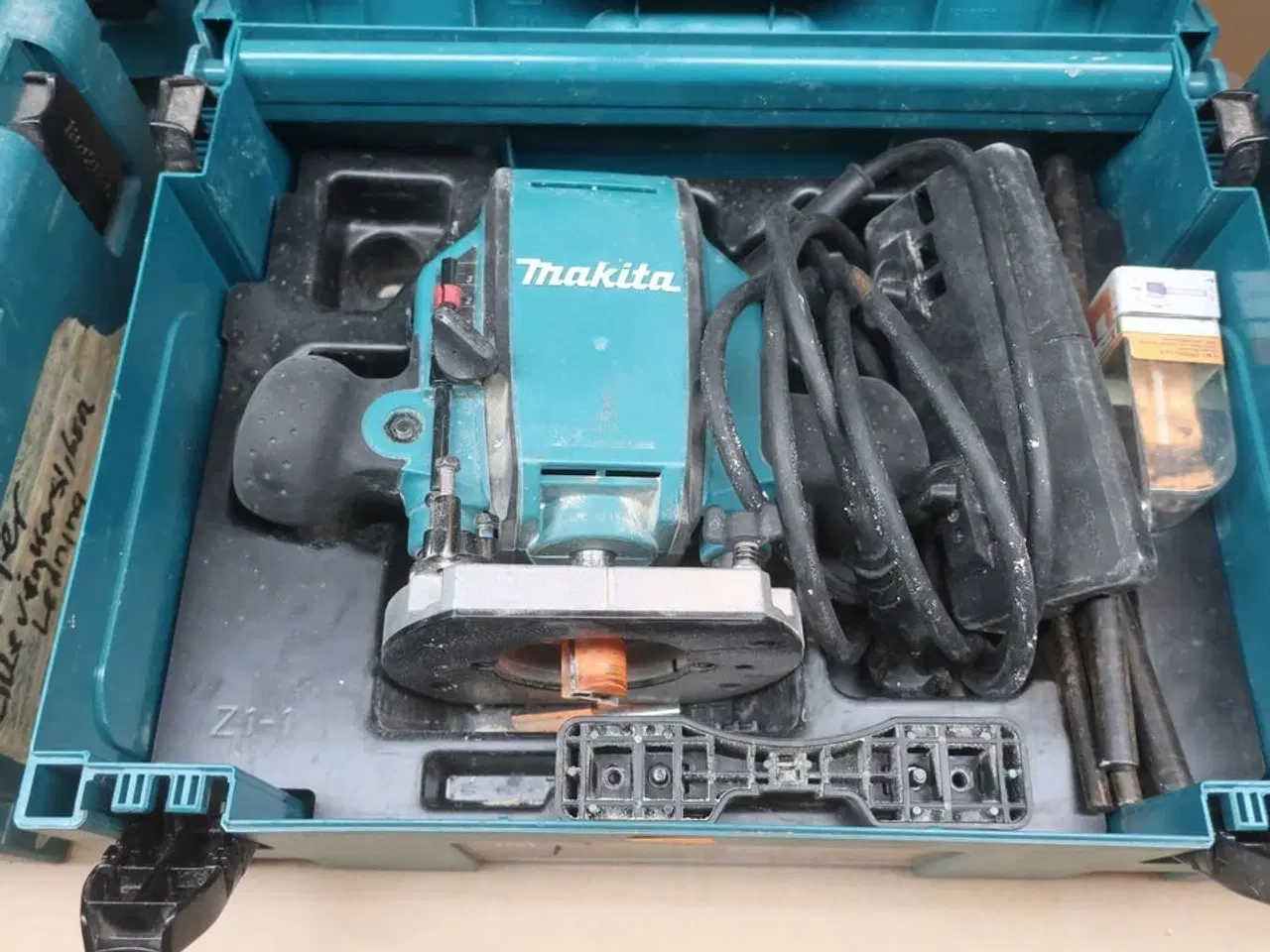 Billede 4 - Høvl/ Overfræser MAKITA Model: KP0800 / RP0900
