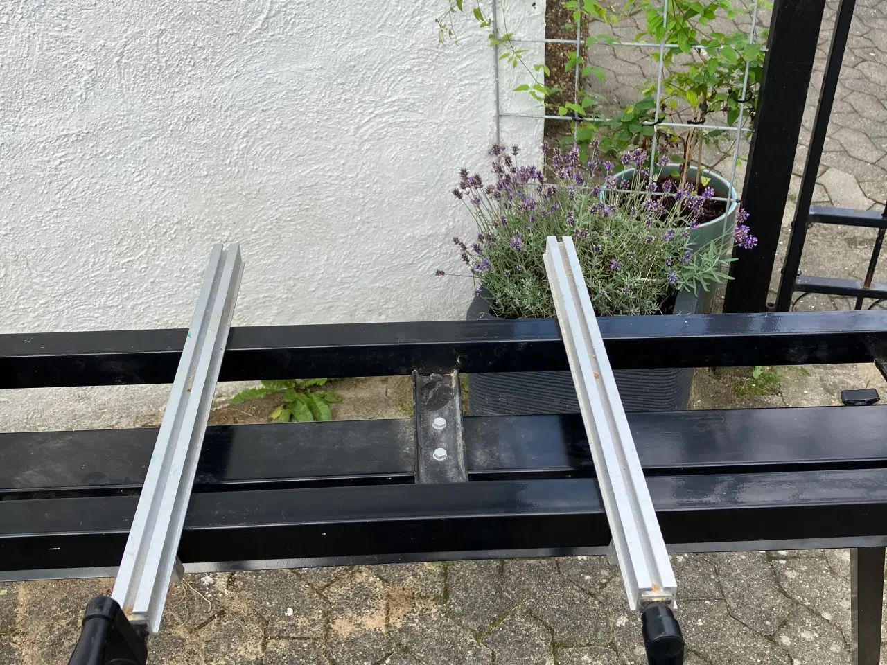 Billede 2 - Bord til kap- geringssav 