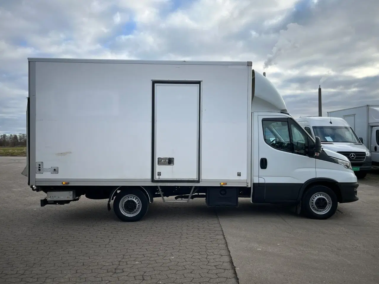 Billede 5 - Iveco Daily 2,3 35S14 Alukasse m/lift