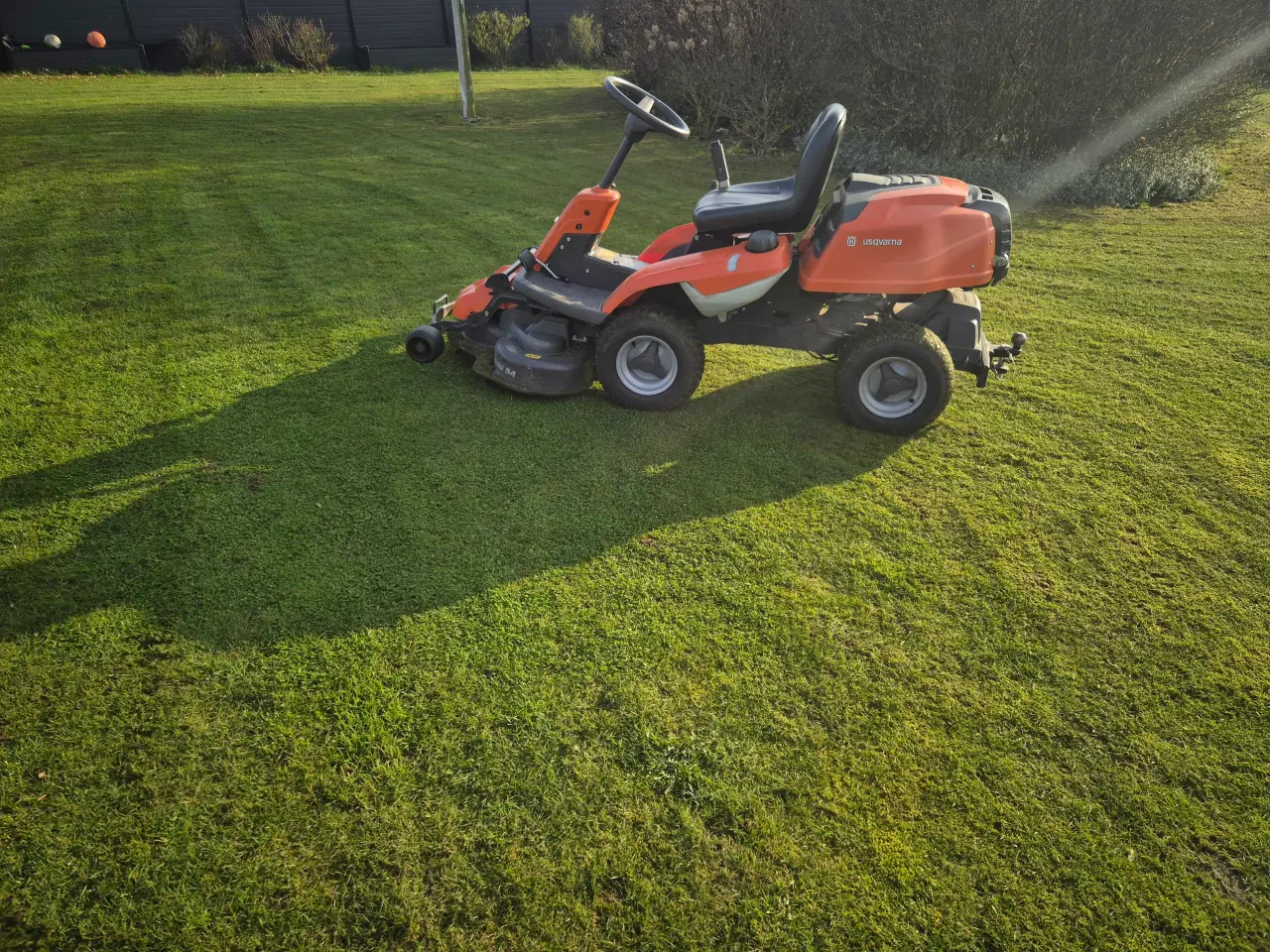 Billede 1 - Husqvarna 213c frontklipper